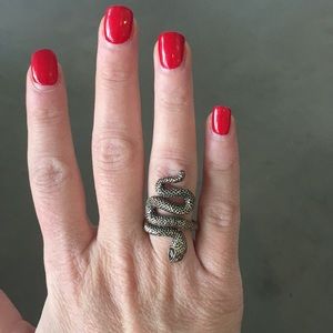 Real silver snake ring!!